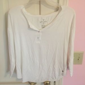 AMERICAN EAGLE SOFT AND SEXY LONG SLEEVE